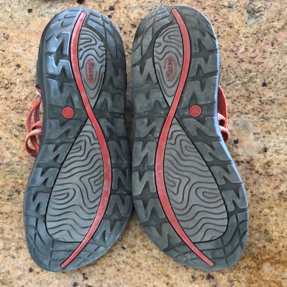 Excellent condition Chaco sandals - Picture 2 of 7